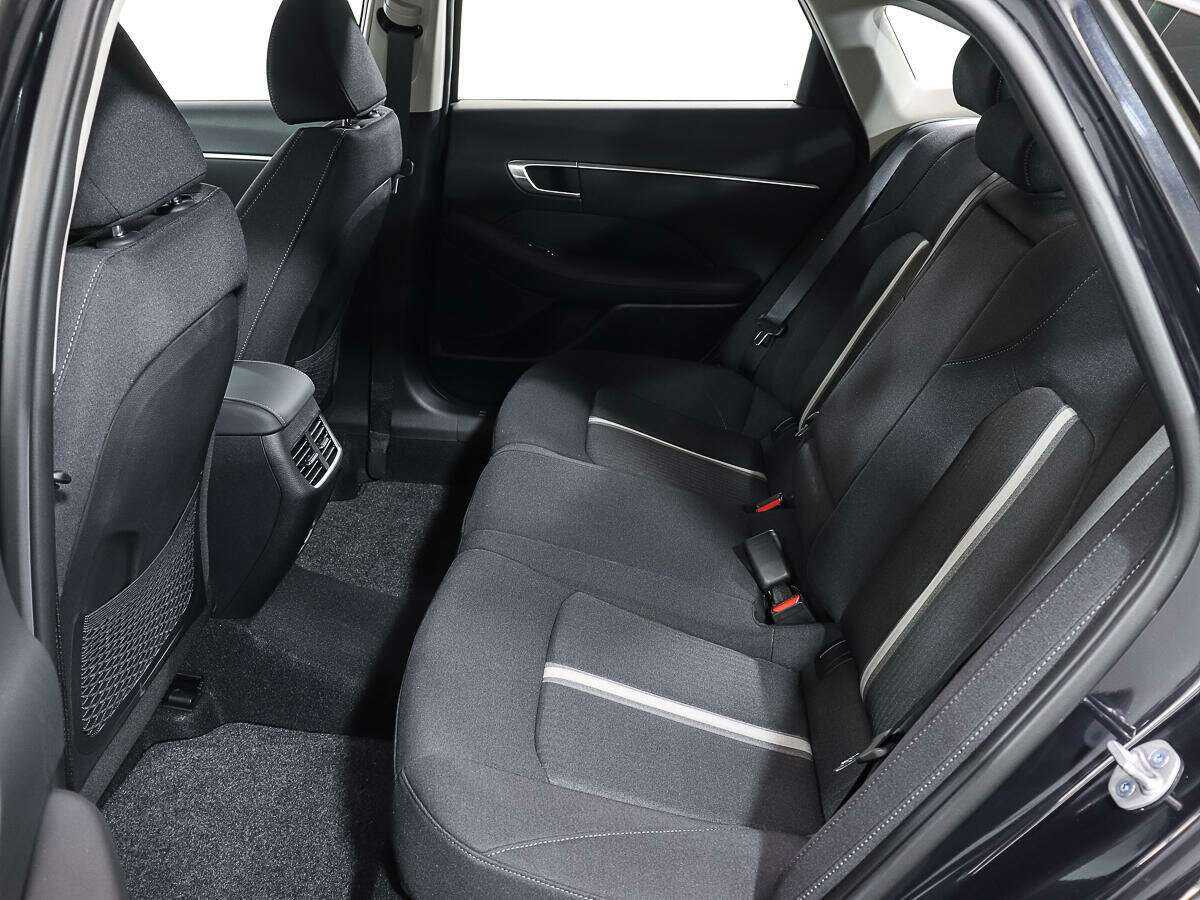 Купить Hyundai Sonata с пробегом. Фото: #9