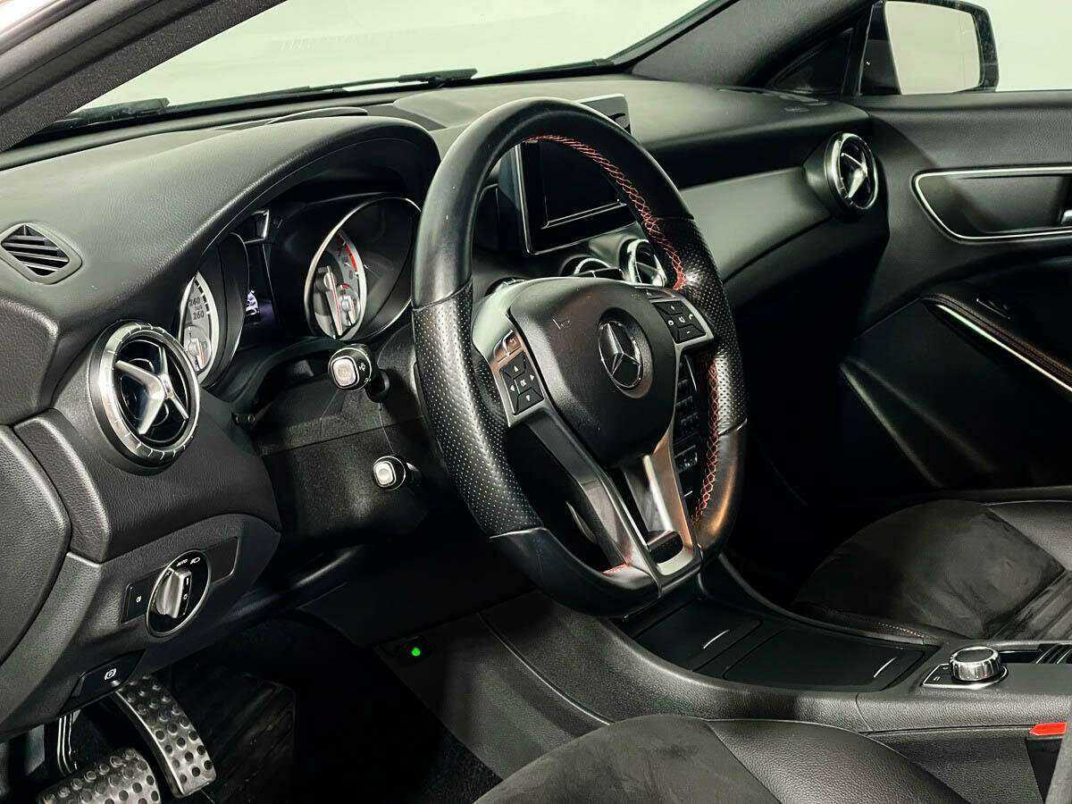 Купить Mercedes-Benz CLA с пробегом. Фото: #10