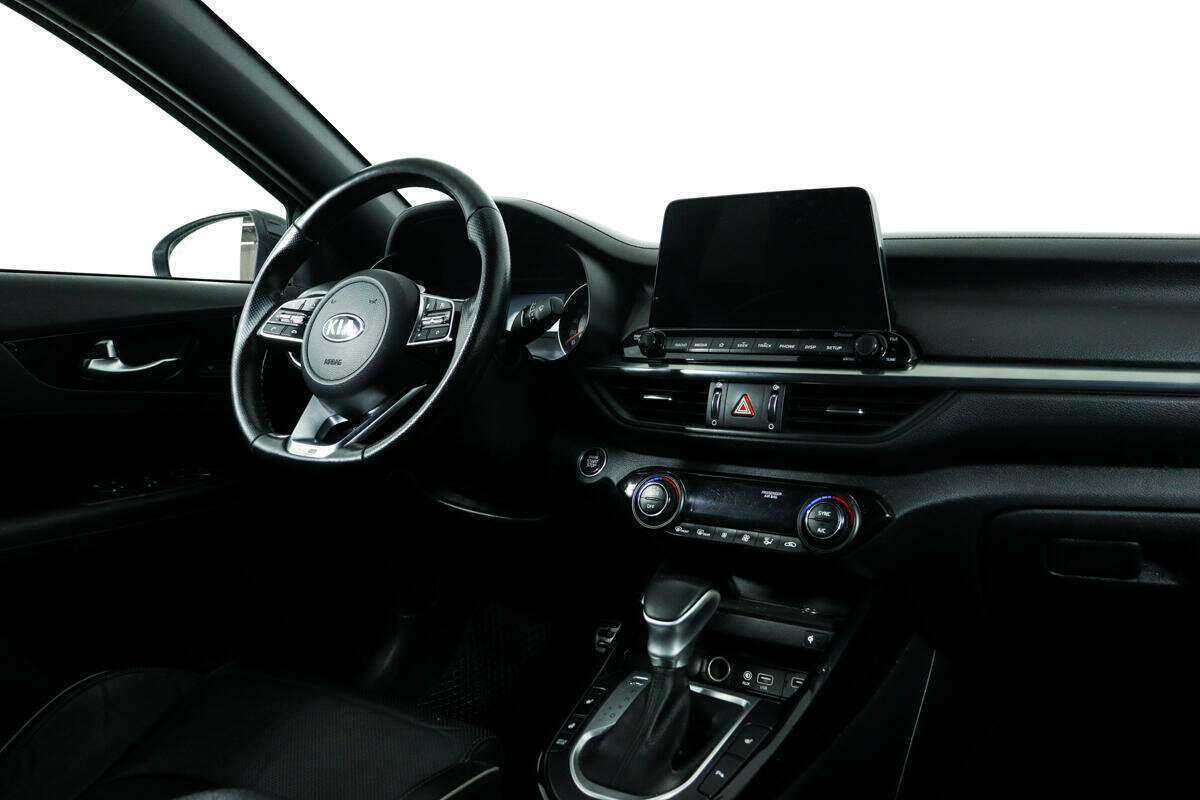 Купить Kia Cerato с пробегом. Фото: #8