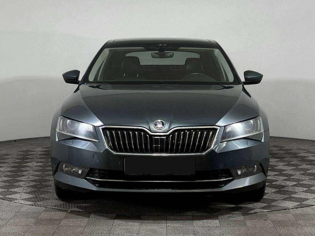 Купить Skoda Superb с пробегом. Фото: #1