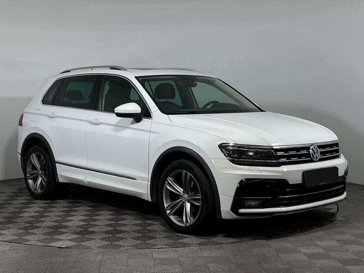Купить Volkswagen Tiguan с пробегом. Фото: #2