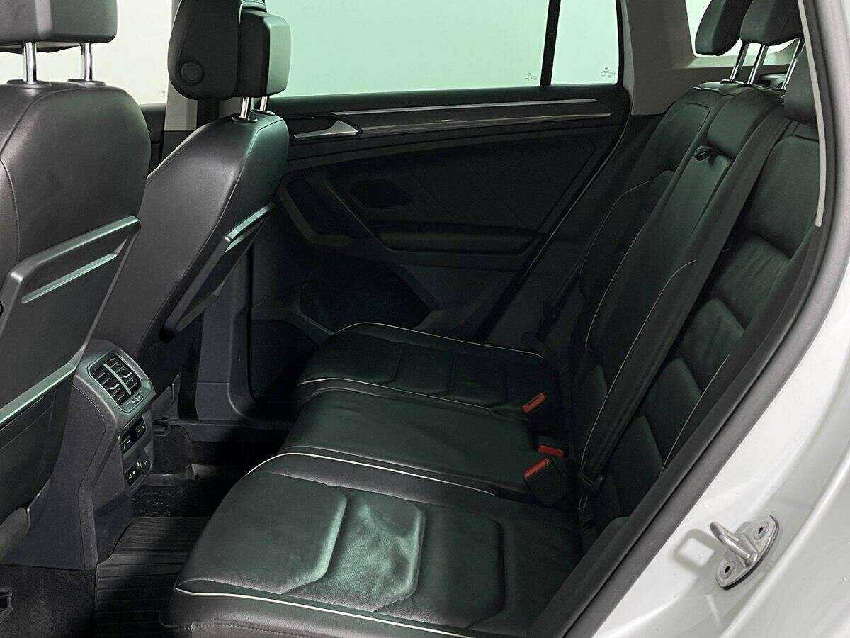Купить Volkswagen Tiguan с пробегом. Фото: #7