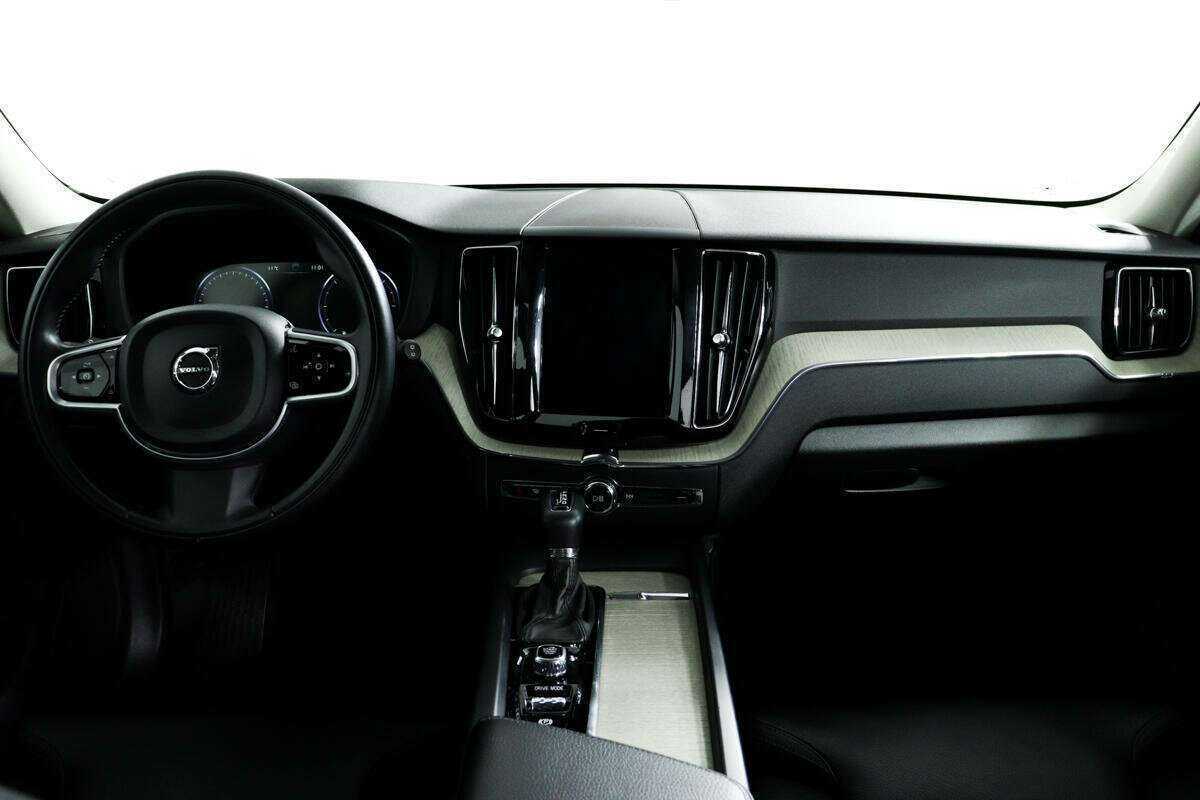 Купить Volvo XC60 с пробегом. Фото: #10