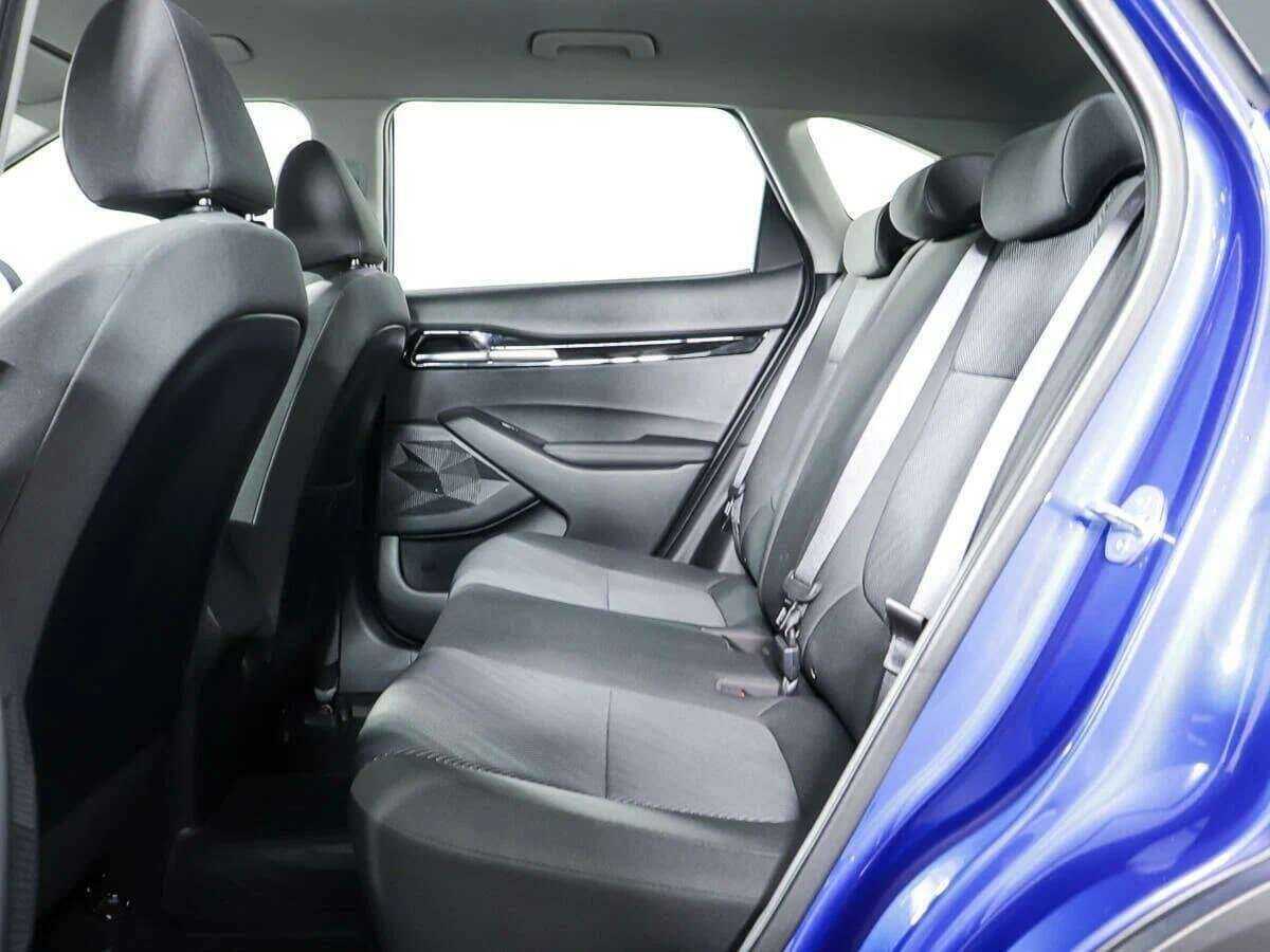 Купить Kia Seltos с пробегом. Фото: #11