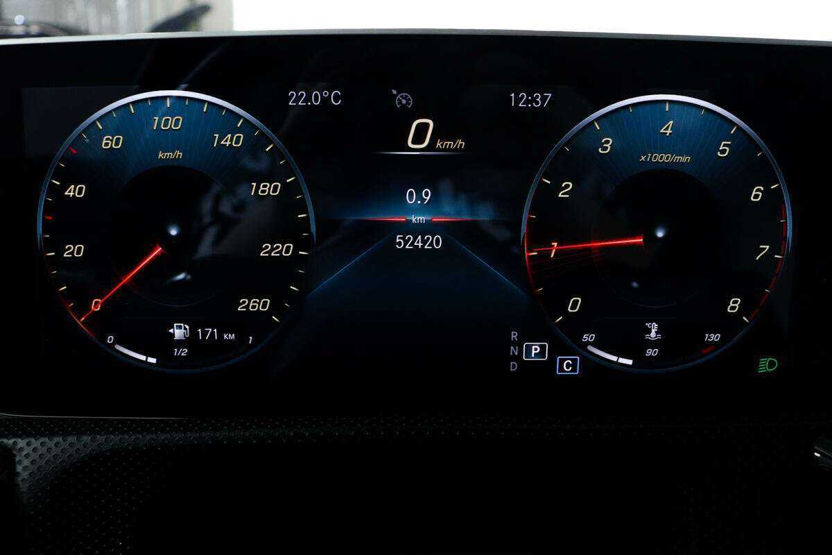 Купить Mercedes-Benz A-Класс с пробегом. Фото: #9