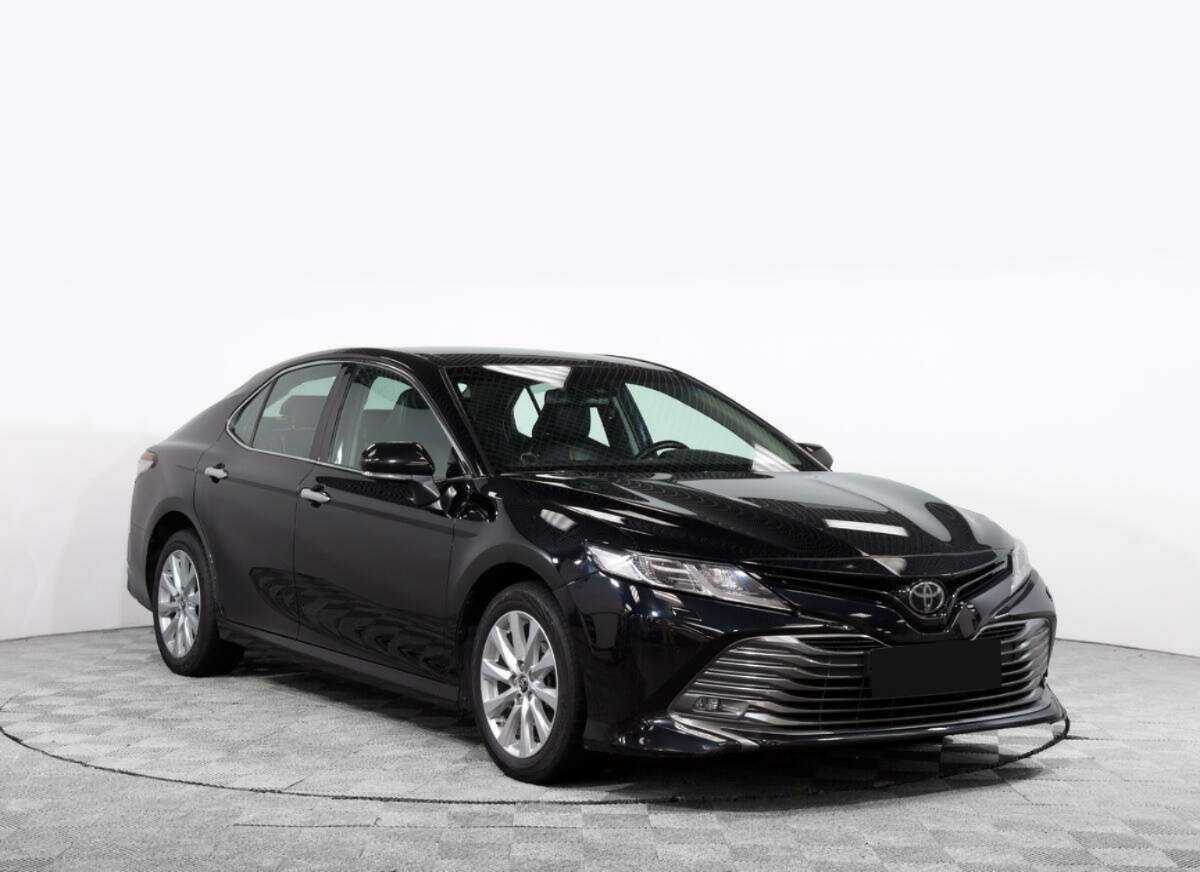 Купить Toyota Camry с пробегом. Фото: #1