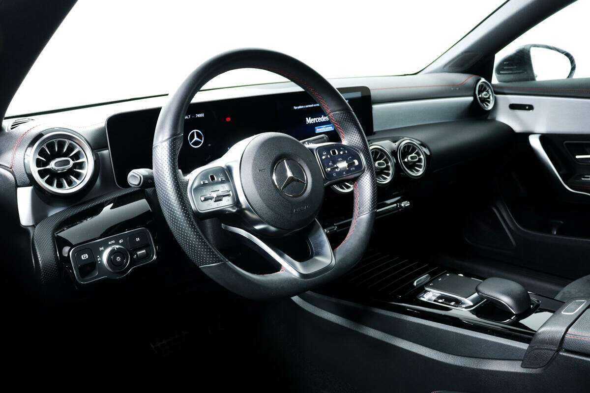 Купить Mercedes-Benz CLA с пробегом. Фото: #12