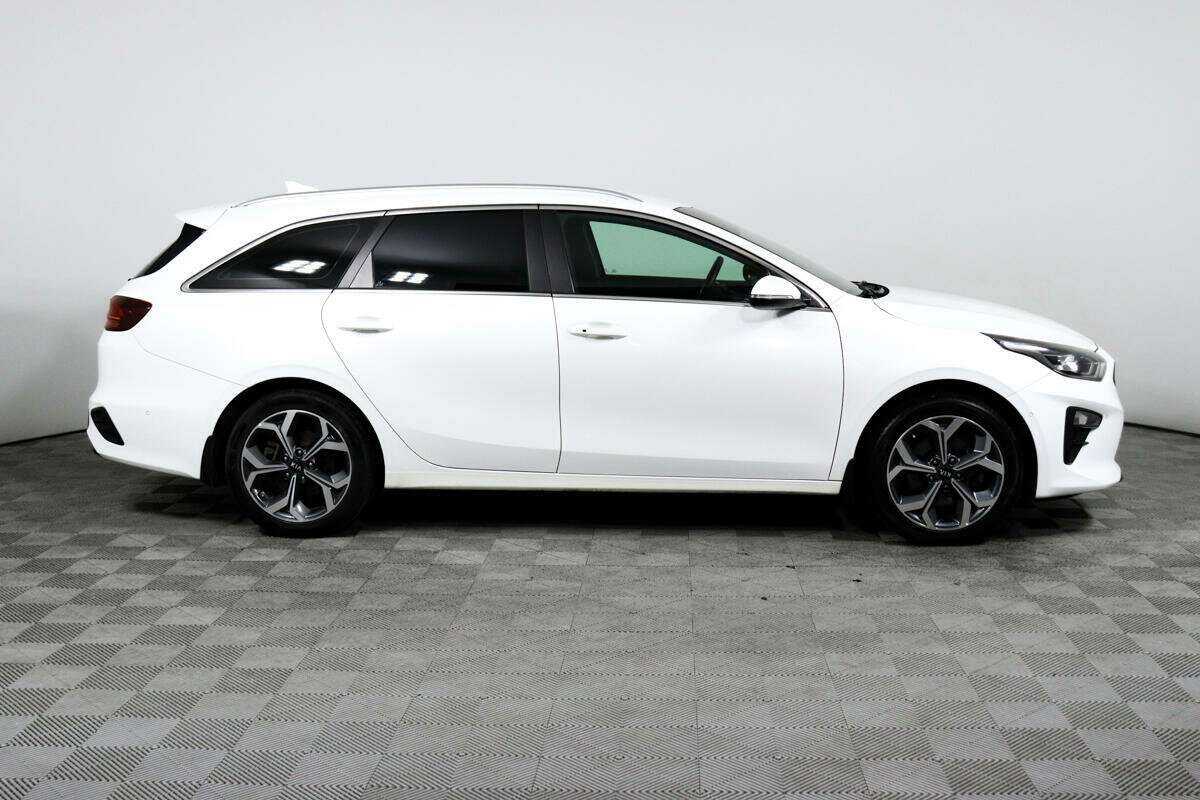 Купить Kia Ceed с пробегом. Фото: #3