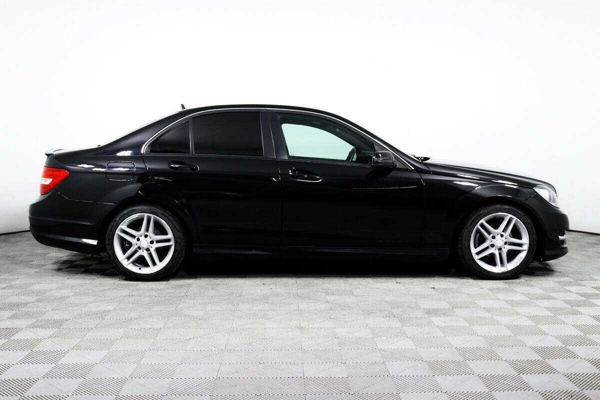 Купить Mercedes-Benz C-Класс с пробегом. Фото: #3