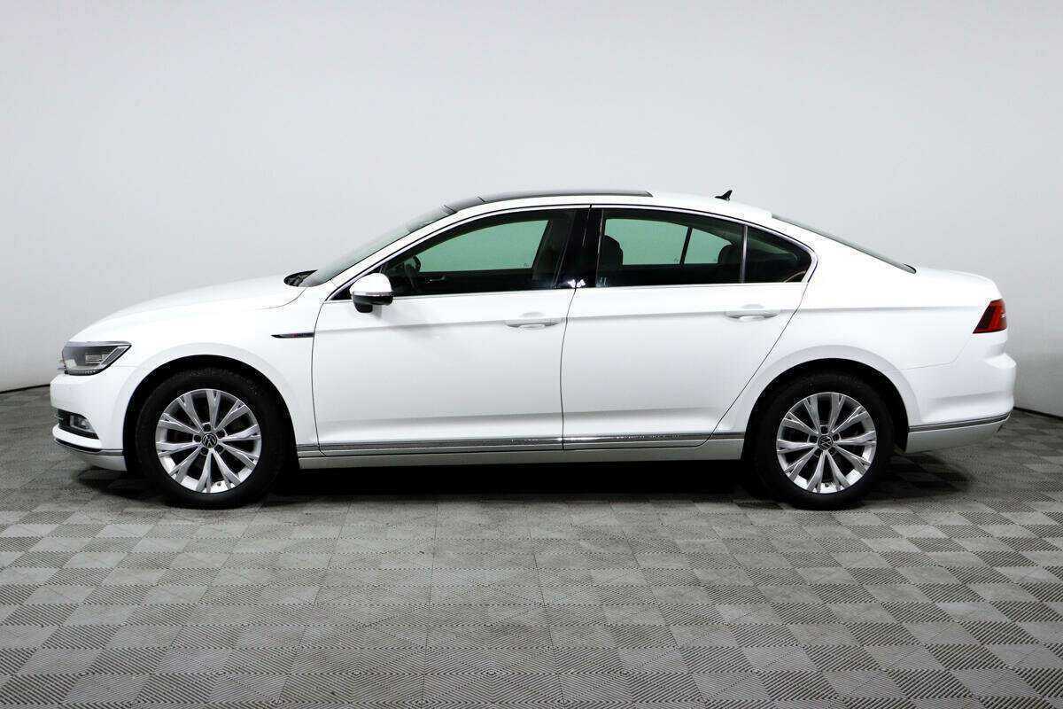 Купить Volkswagen Passat с пробегом. Фото: #6