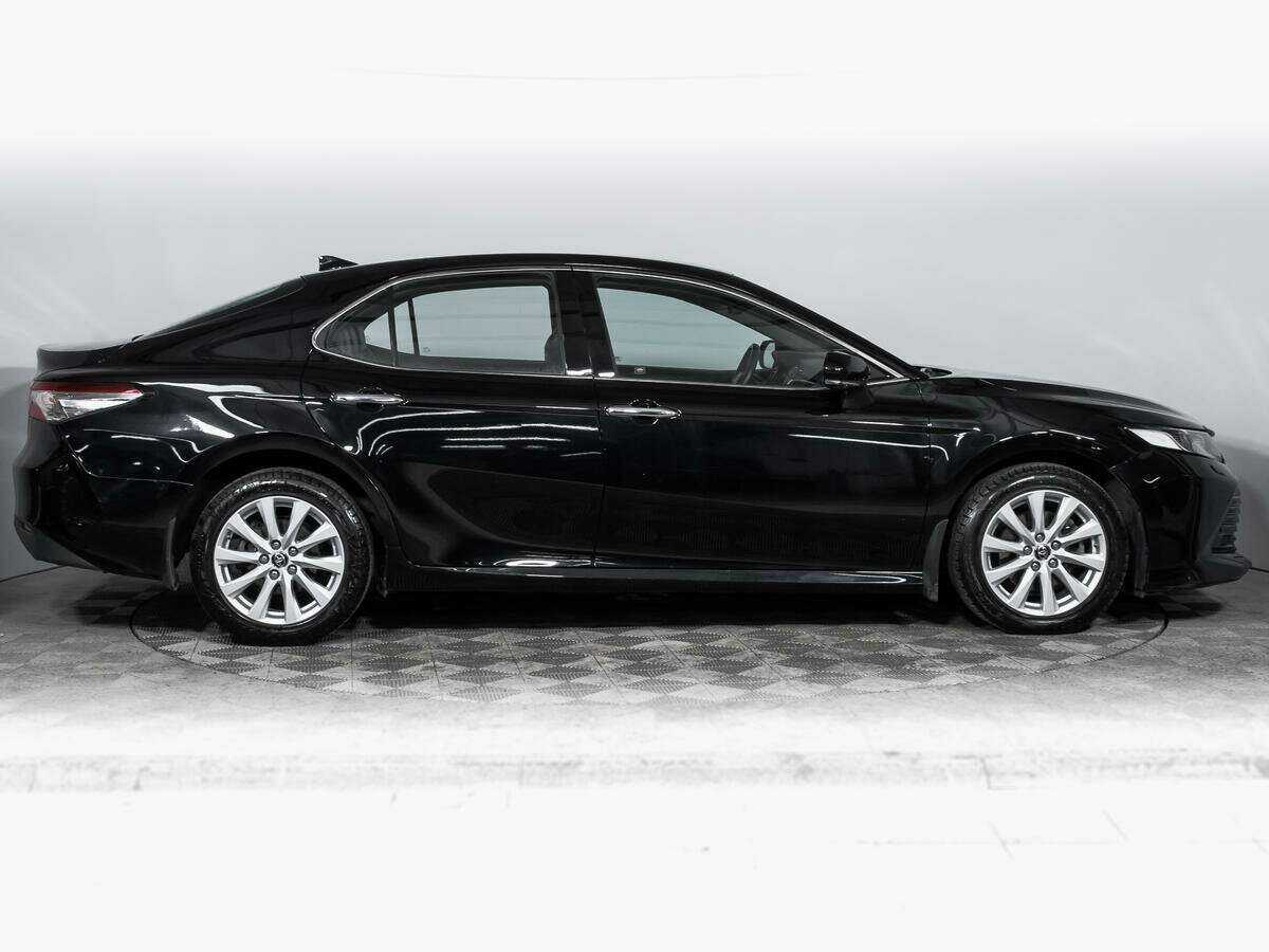 Купить Toyota Camry с пробегом. Фото: #3