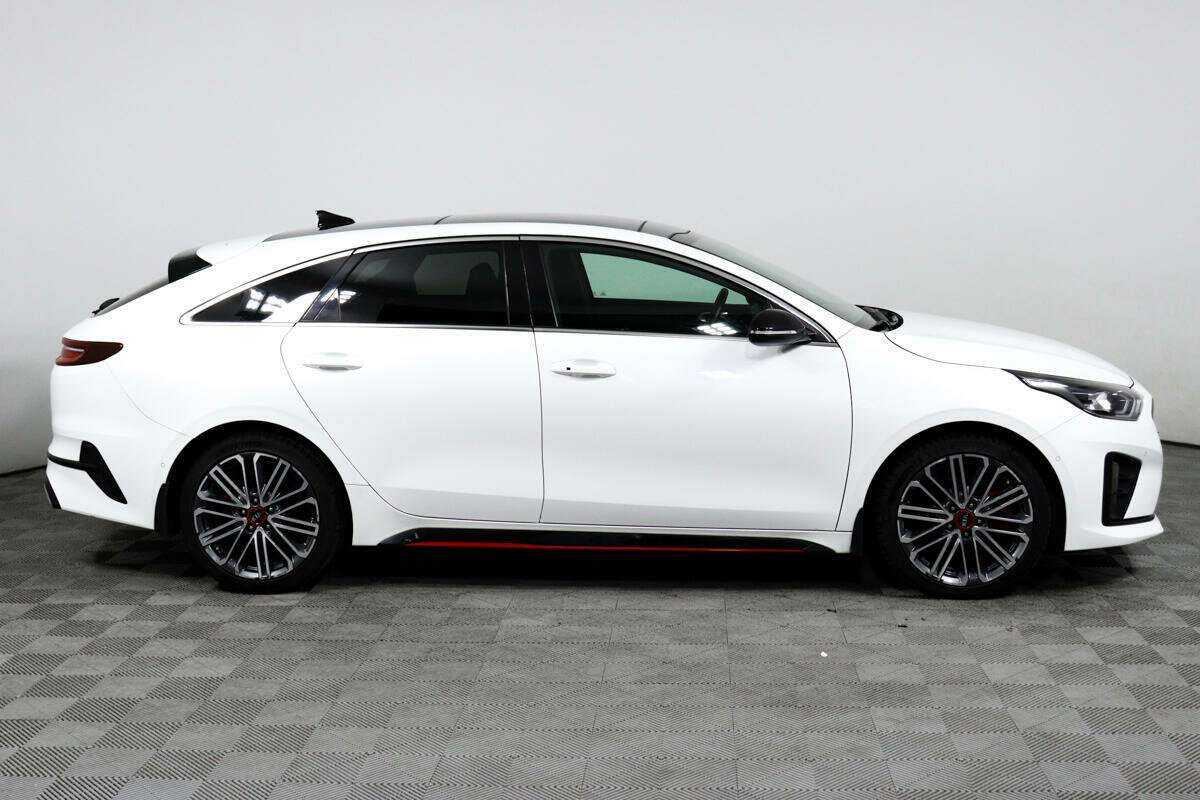 Купить Kia Proceed с пробегом. Фото: #3