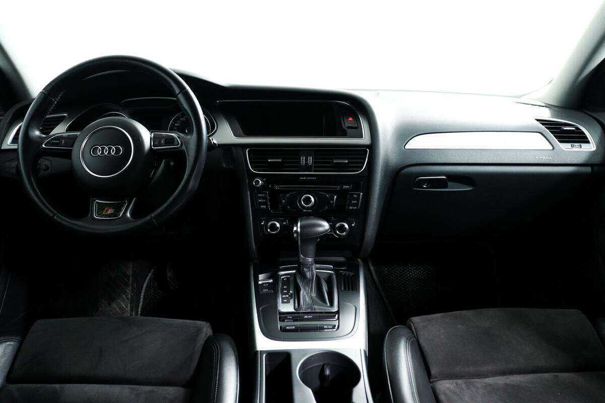 Купить Audi A4 с пробегом. Фото: #10
