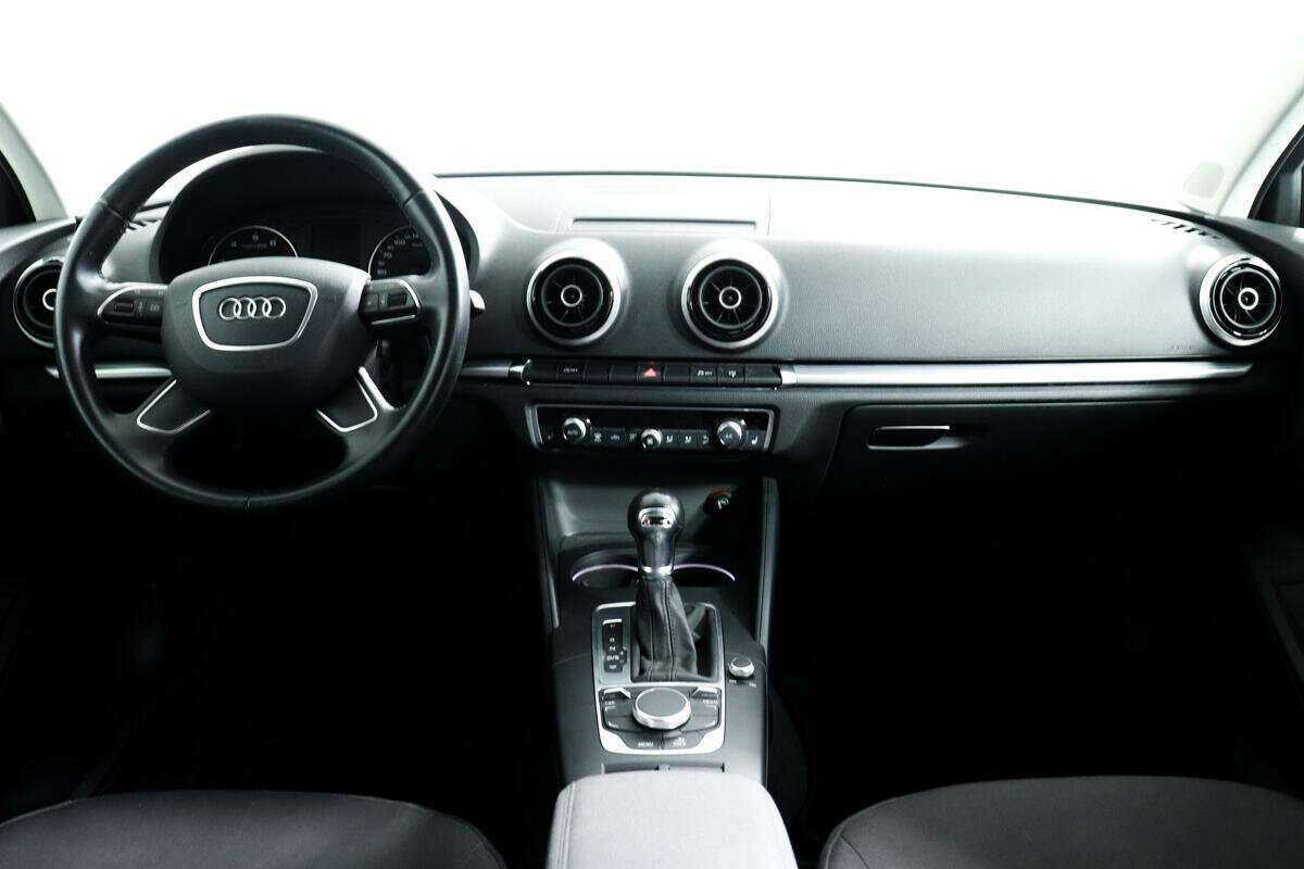 Купить Audi A3 с пробегом. Фото: #10