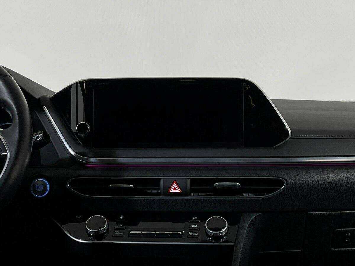 Купить Hyundai Sonata с пробегом. Фото: #11