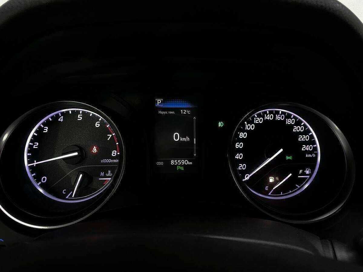 Купить Toyota Camry с пробегом. Фото: #9