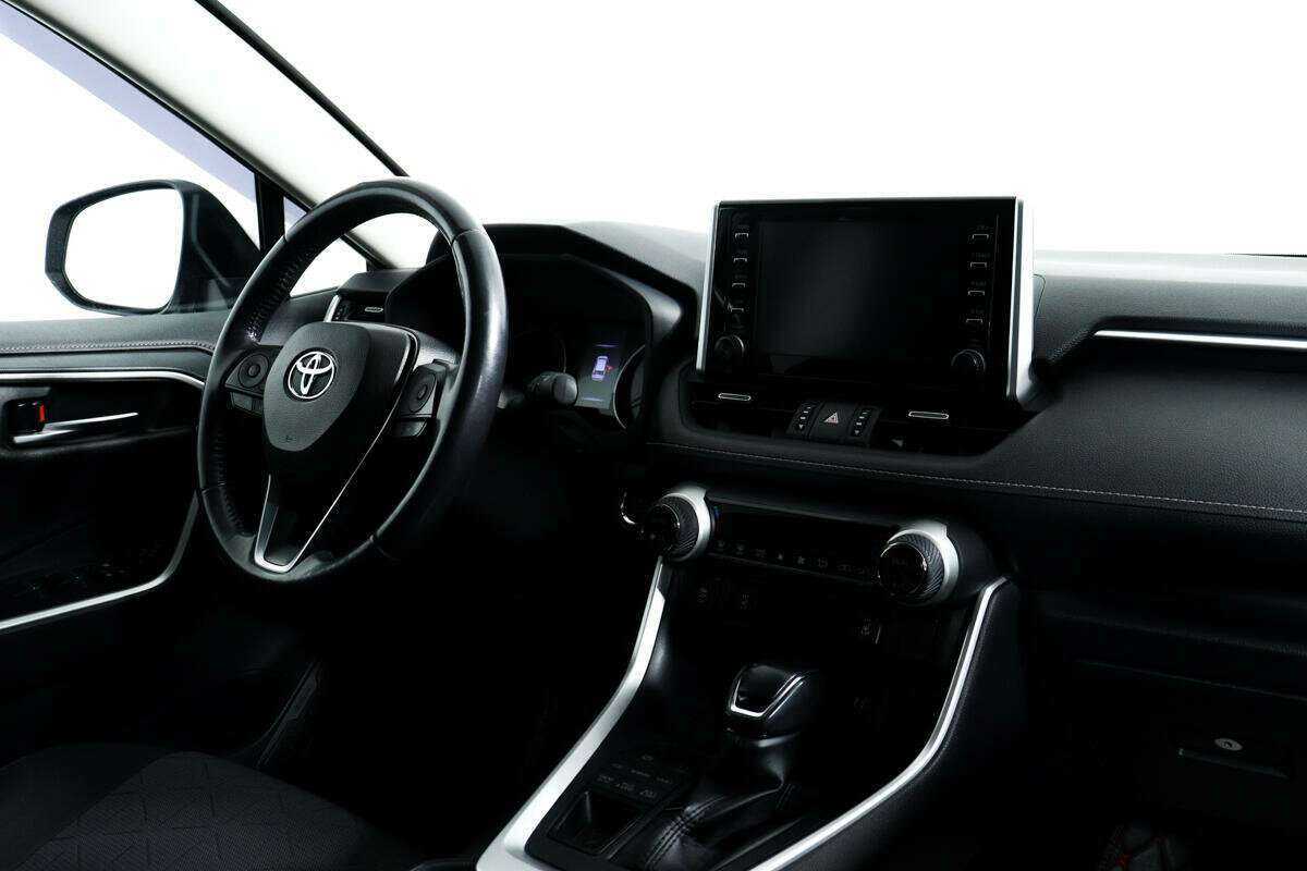 Купить Toyota RAV4 с пробегом. Фото: #8