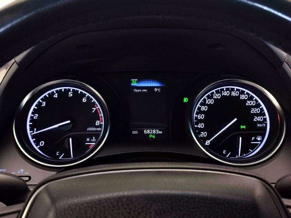 Купить Toyota Camry с пробегом. Фото: #13