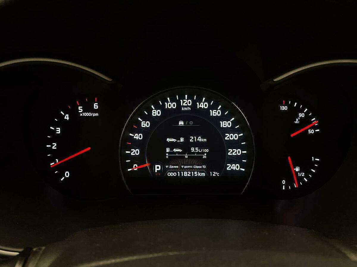Купить Kia Sorento с пробегом. Фото: #19