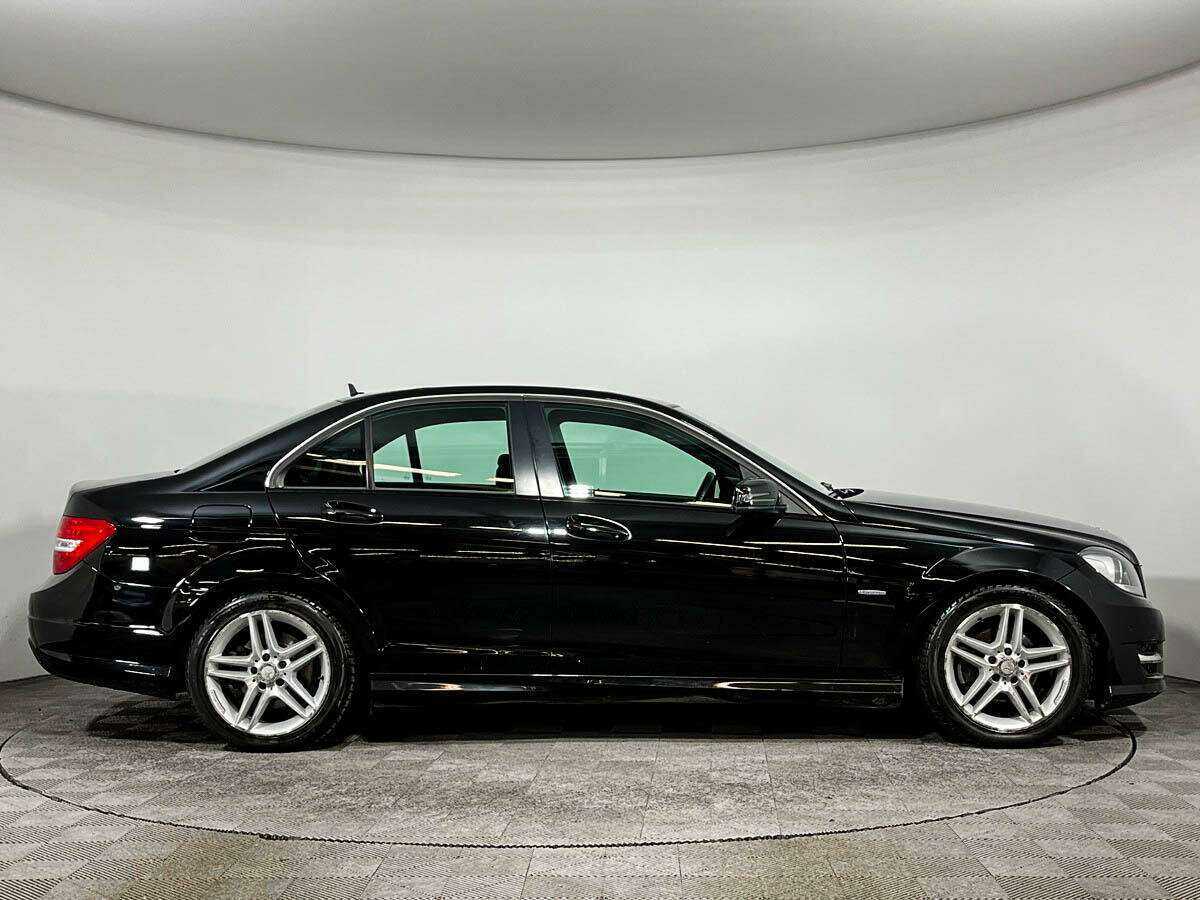 Купить Mercedes-Benz C-Класс с пробегом. Фото: #3