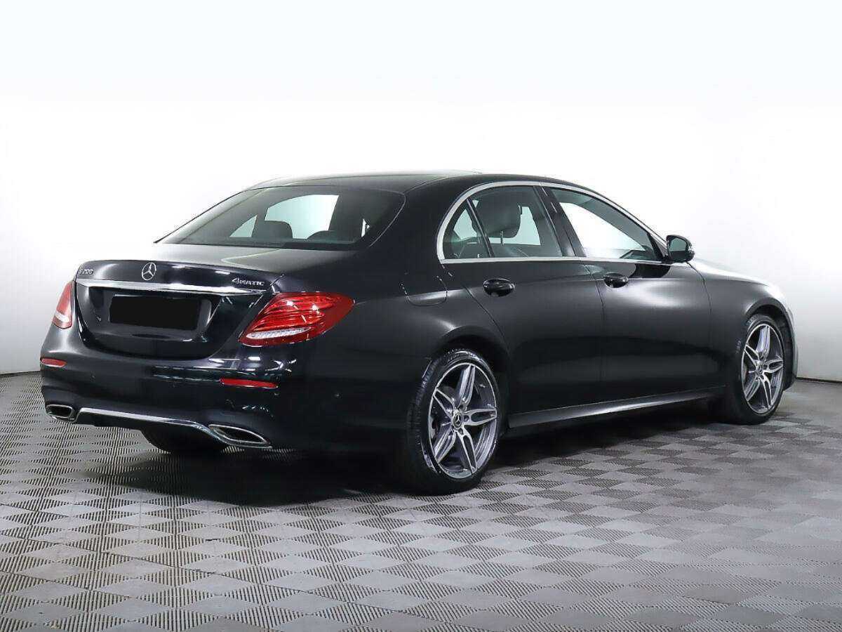 Купить Mercedes-Benz E-Класс с пробегом. Фото: #3