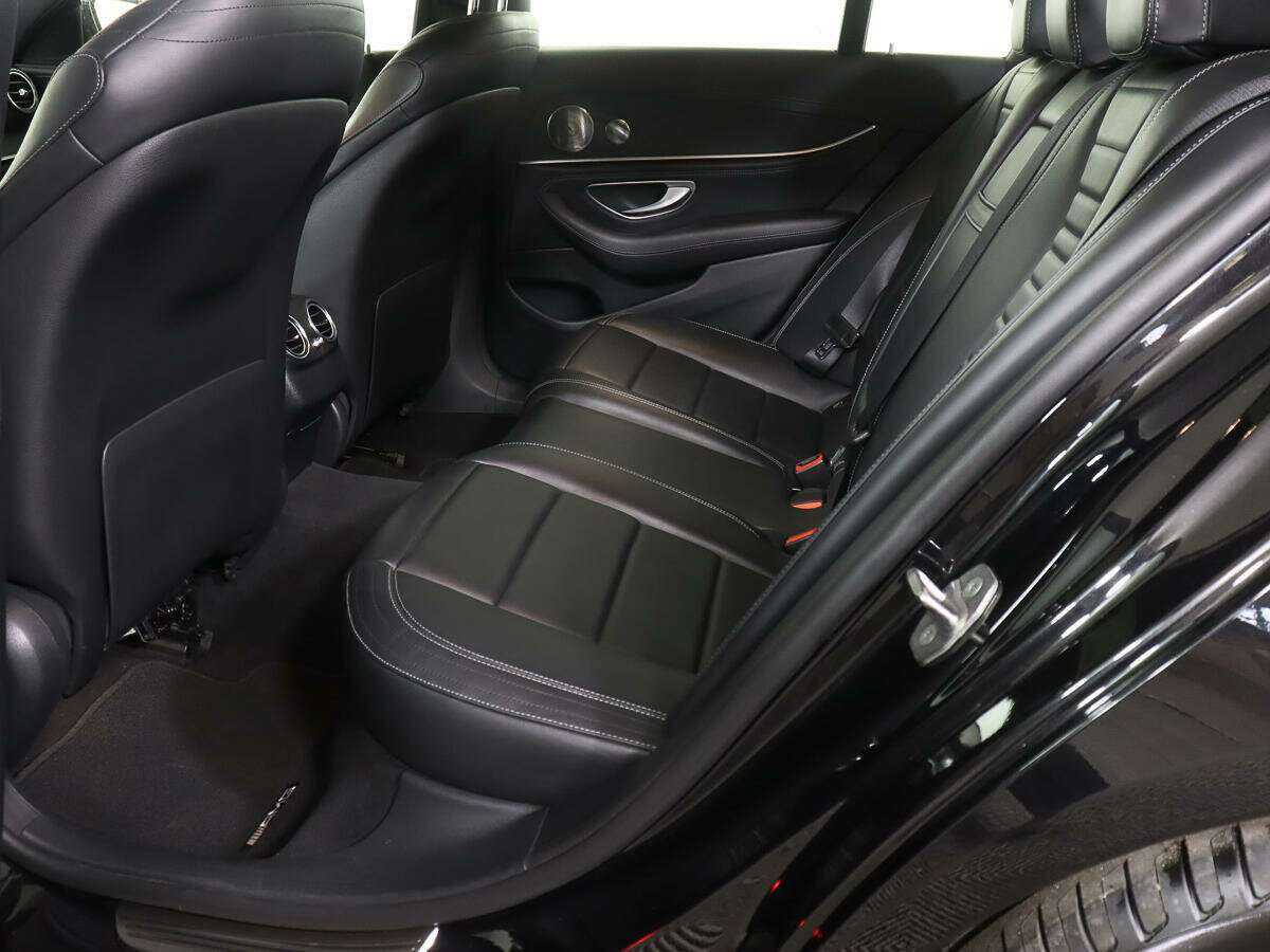 Купить Mercedes-Benz E-Класс с пробегом. Фото: #9