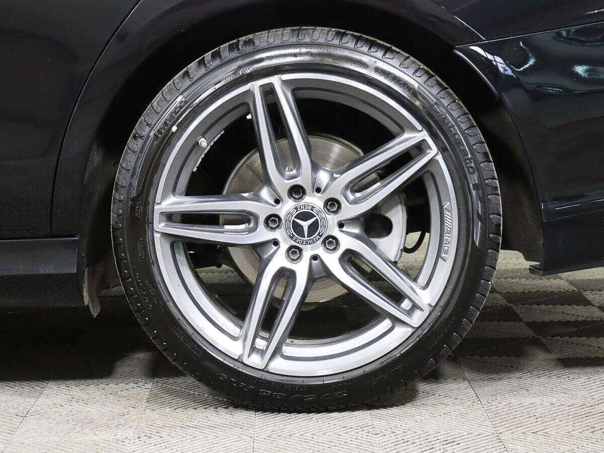 Купить Mercedes-Benz E-Класс с пробегом. Фото: #15