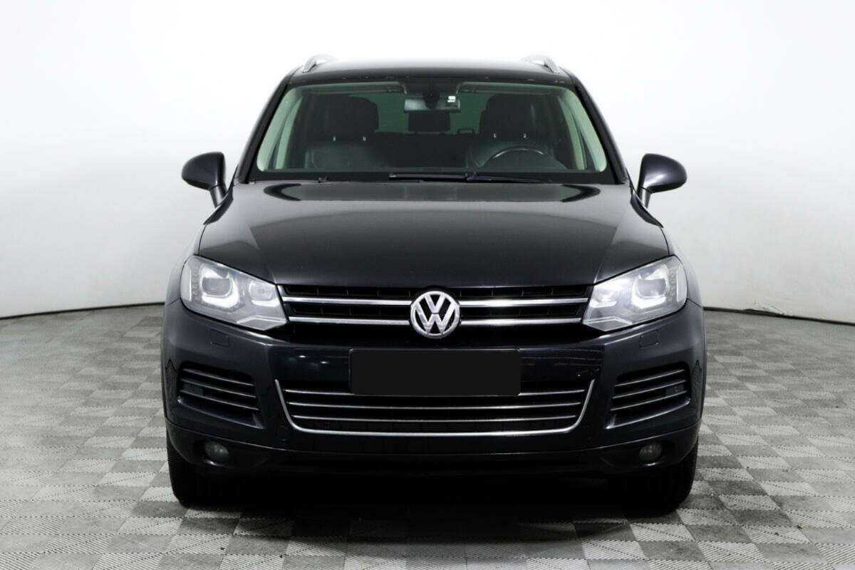 Купить Volkswagen Touareg с пробегом. Фото: #1