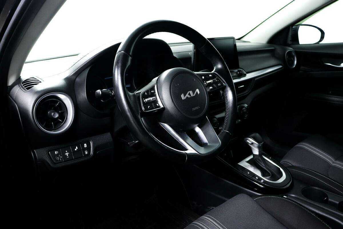 Купить Kia Cerato с пробегом. Фото: #12