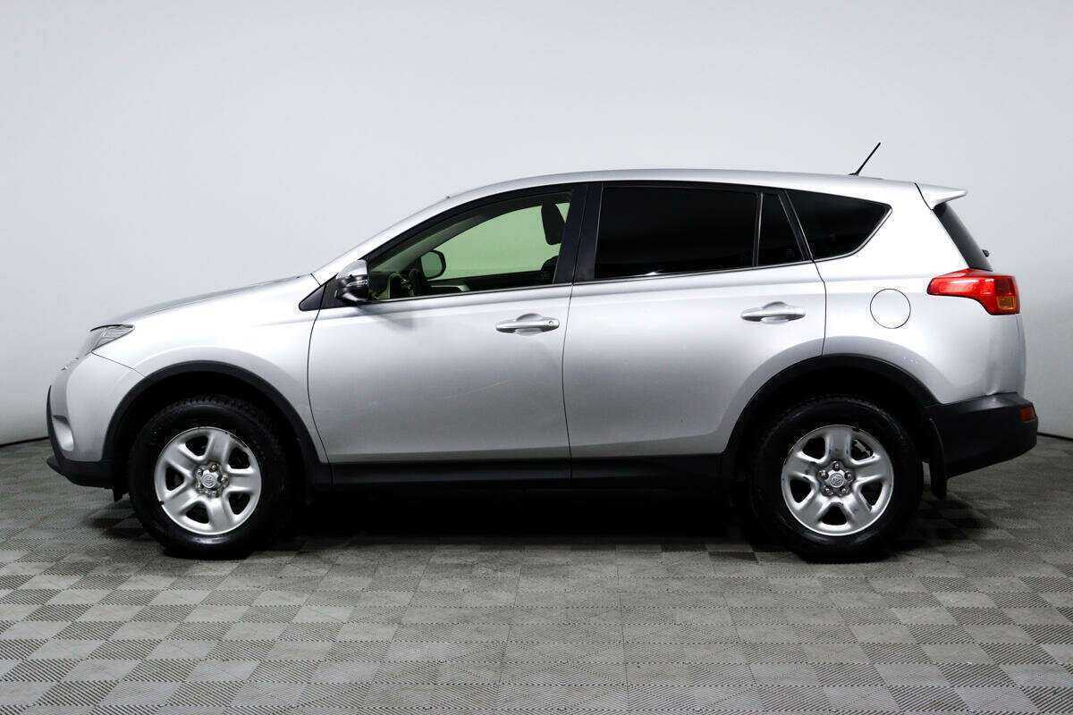 Купить Toyota RAV4 с пробегом. Фото: #6