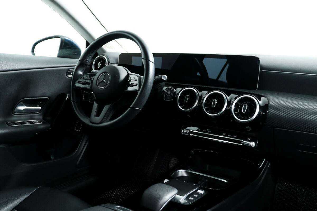 Купить Mercedes-Benz CLA с пробегом. Фото: #8