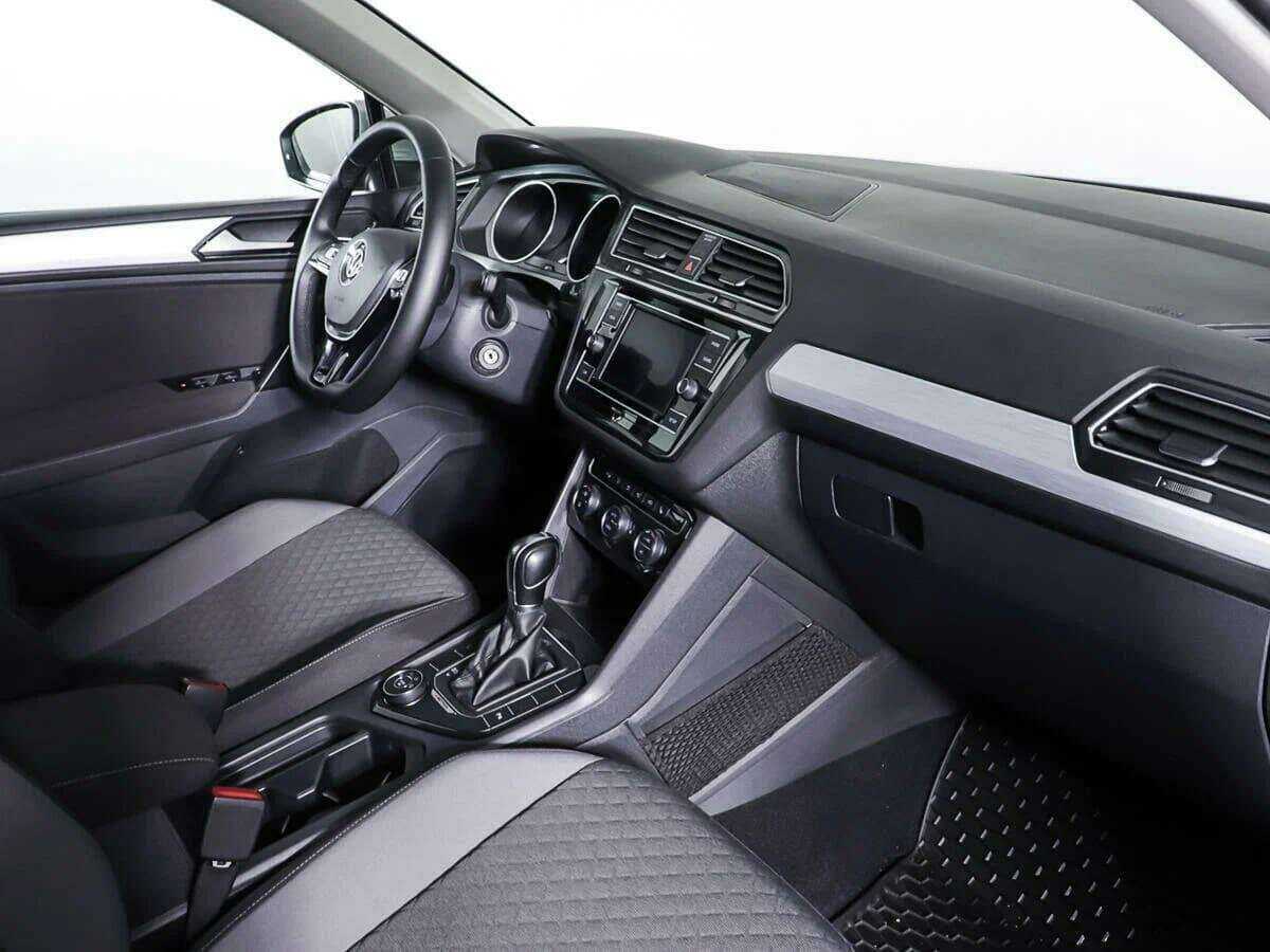 Купить Volkswagen Tiguan с пробегом. Фото: #8