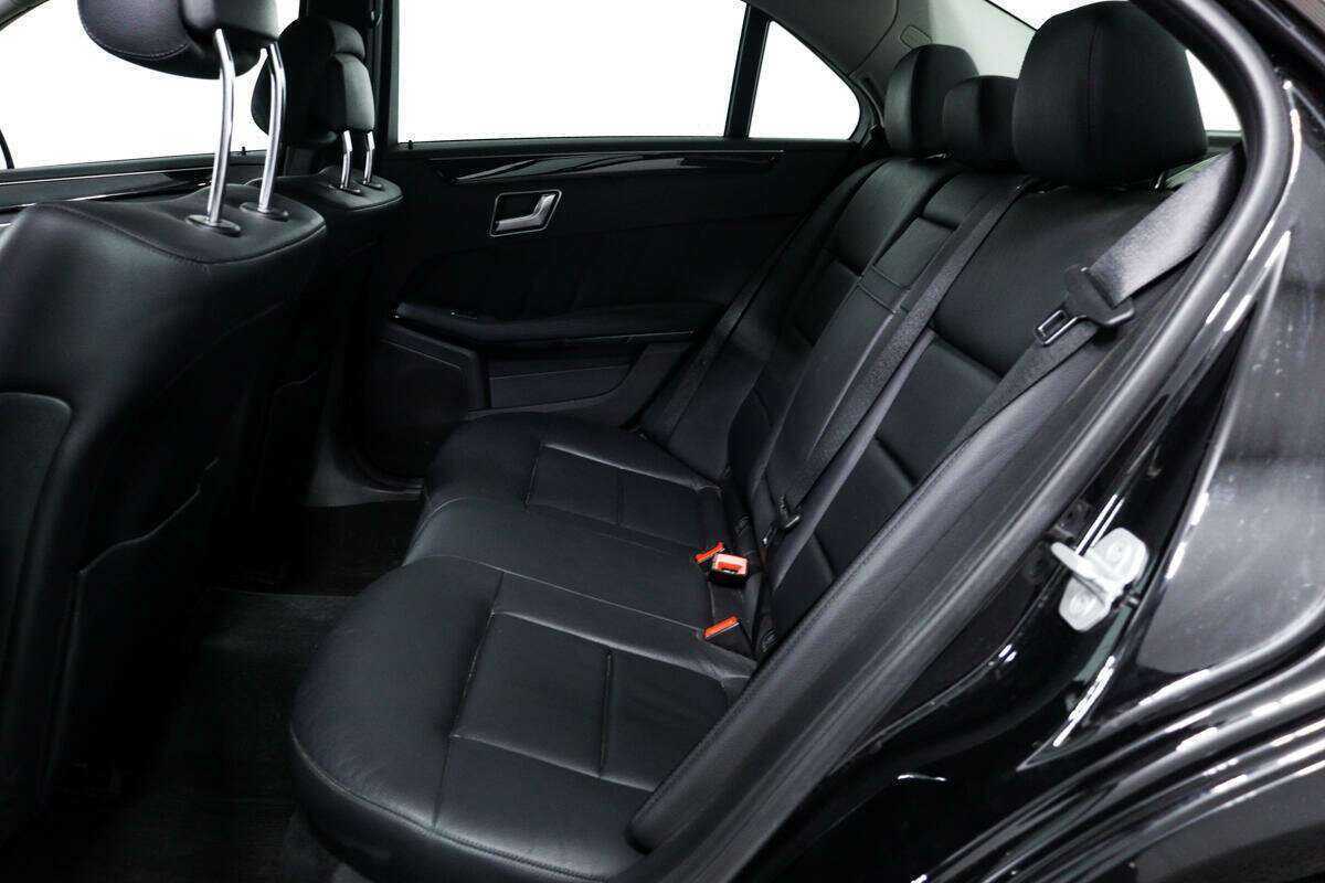 Купить Mercedes-Benz E-Класс с пробегом. Фото: #11