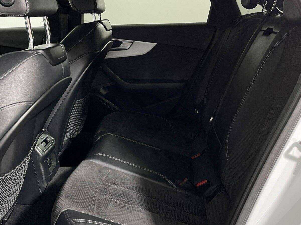 Купить Audi A4 с пробегом. Фото: #9