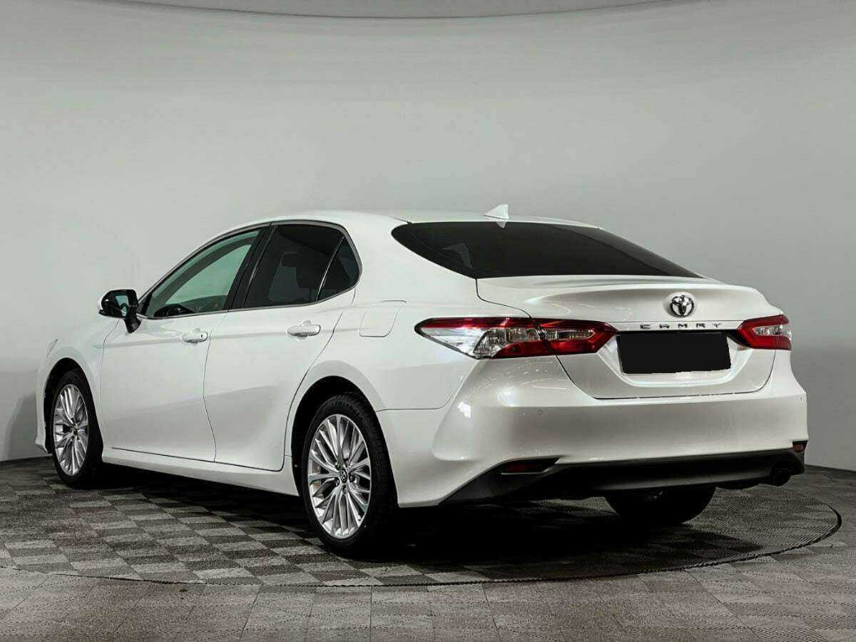 Купить Toyota Camry с пробегом. Фото: #6