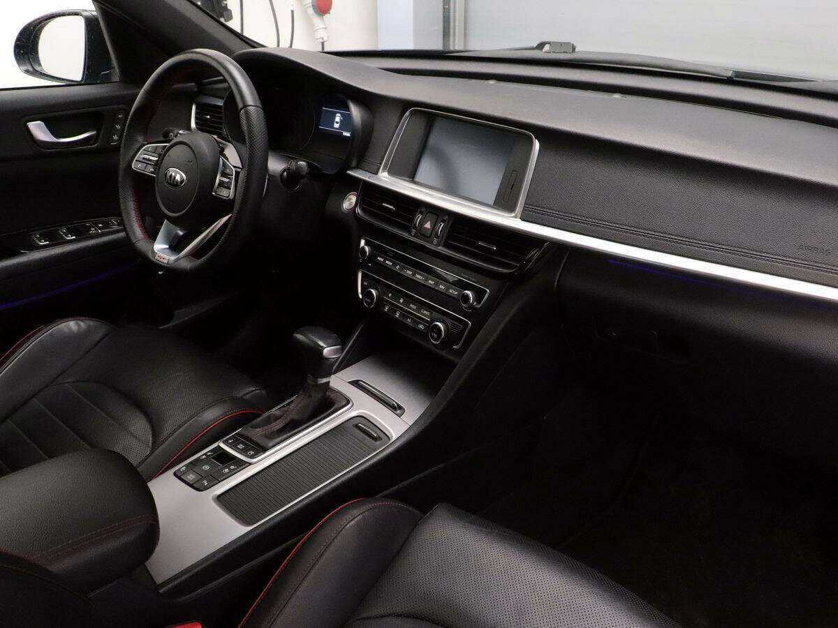 Купить Kia Optima с пробегом. Фото: #6