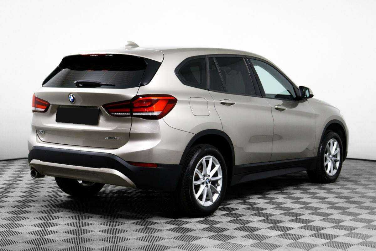 Купить BMW X1 с пробегом. Фото: #4