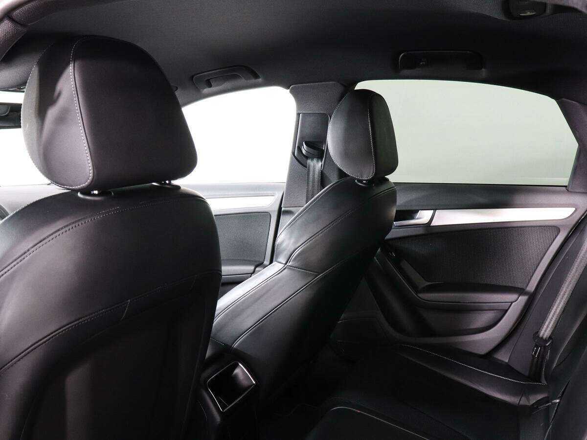 Купить Audi A4 с пробегом. Фото: #11