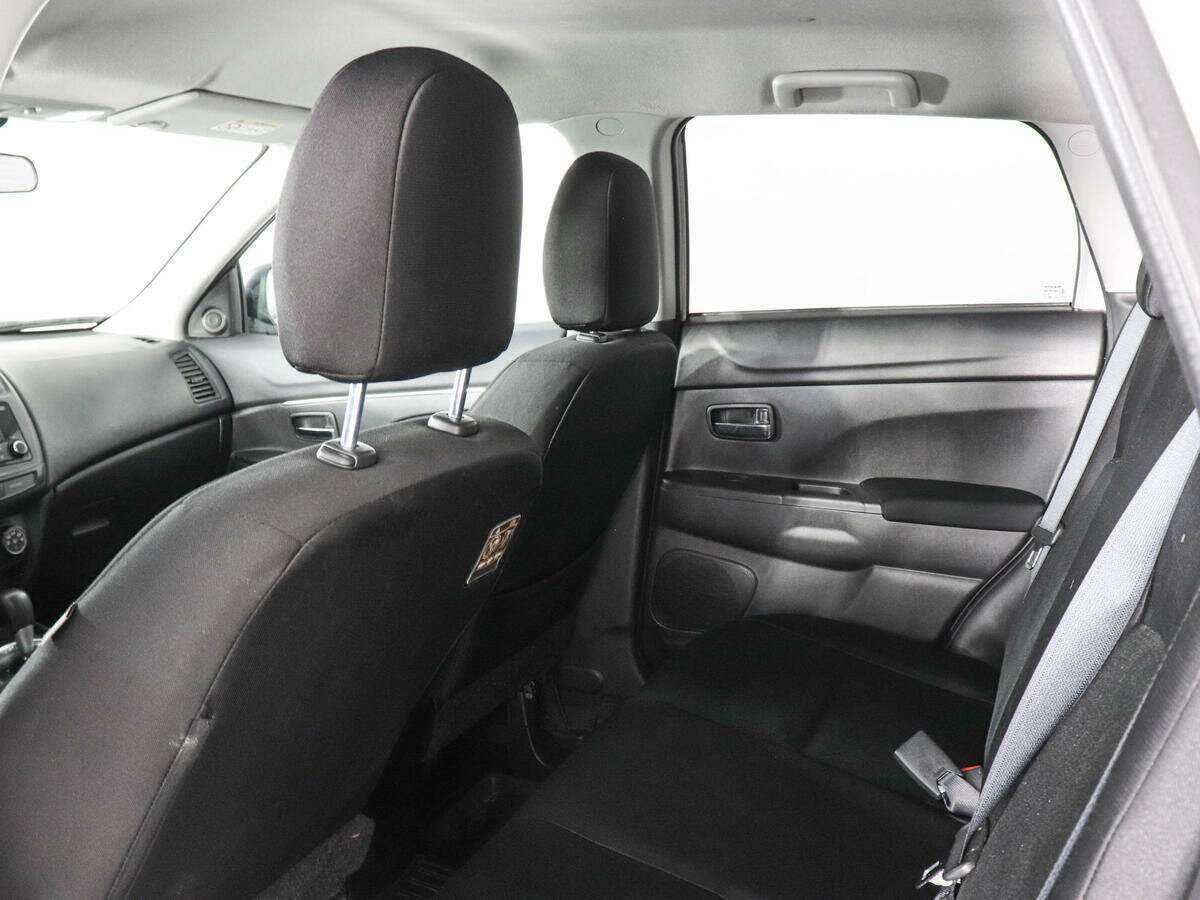 Продажа Б/У Митсубиши АС-Икс. Фото: #11