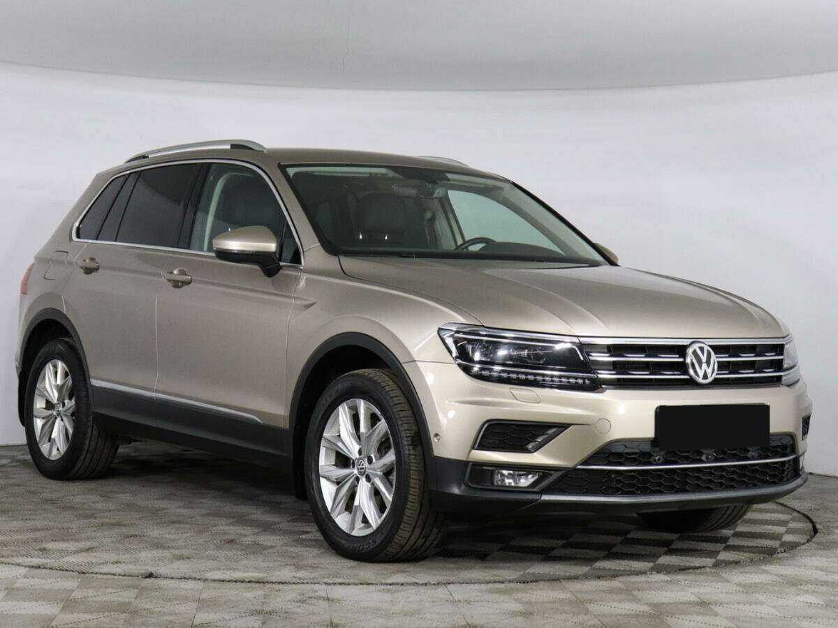 Купить Volkswagen Tiguan с пробегом. Фото: #2
