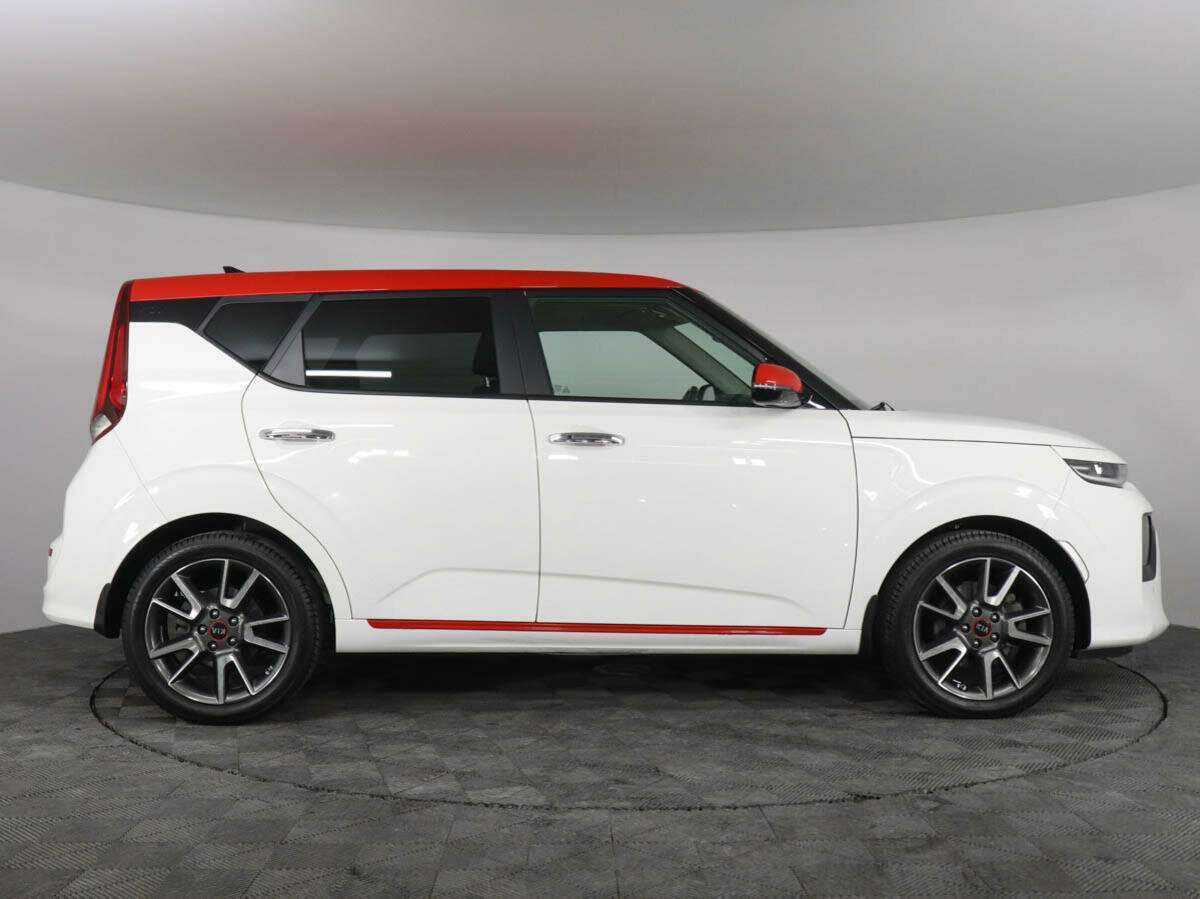 Купить Kia Soul с пробегом. Фото: #3