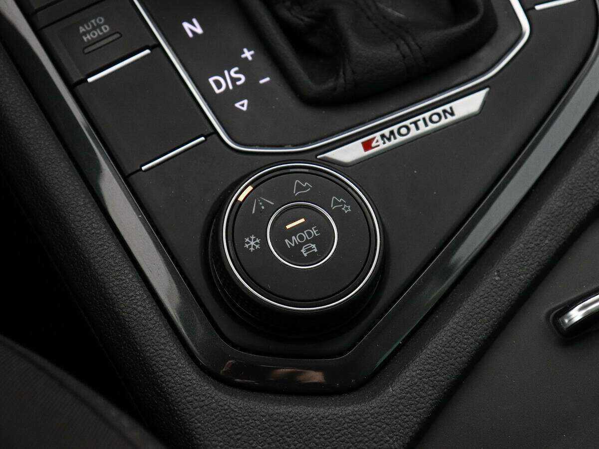 Купить Volkswagen Tiguan с пробегом. Фото: #13