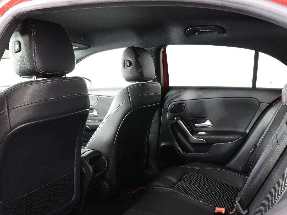 Купить Mercedes-Benz A-Класс с пробегом. Фото: #11