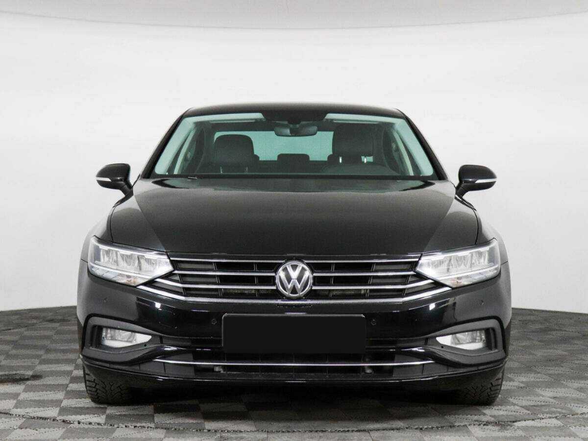 Купить Volkswagen Passat с пробегом. Фото: #1
