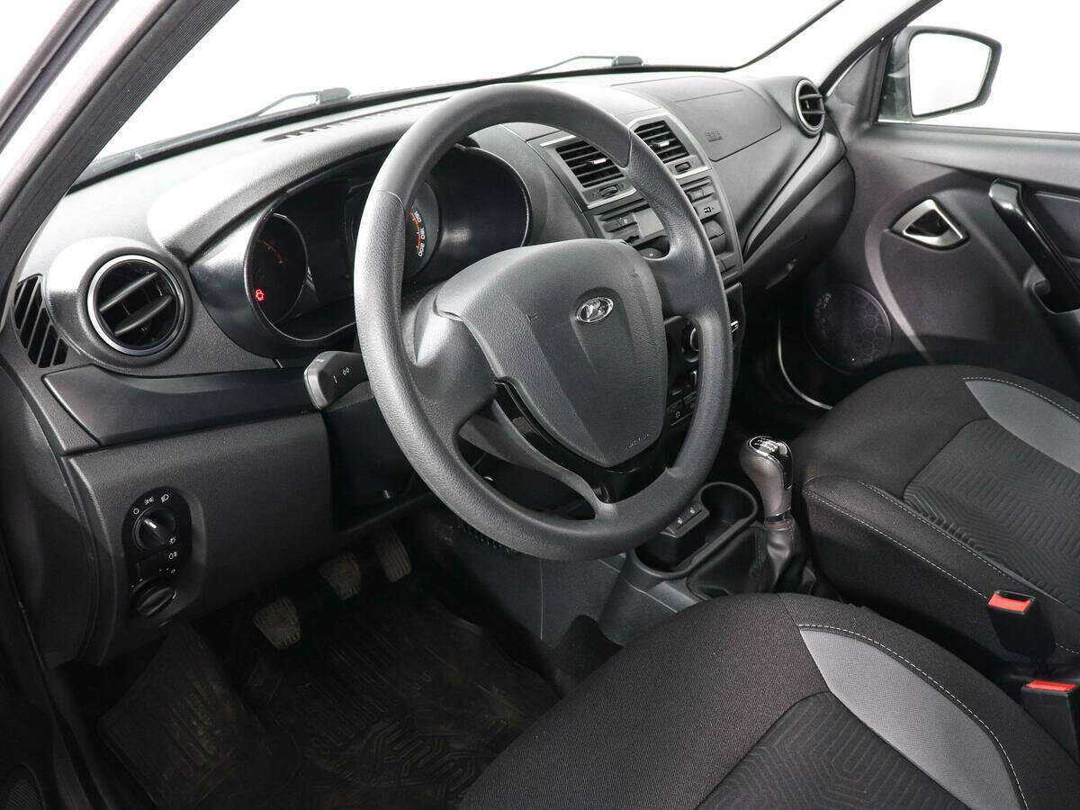 Купить Lada (ВАЗ) Granta с пробегом. Фото: #8