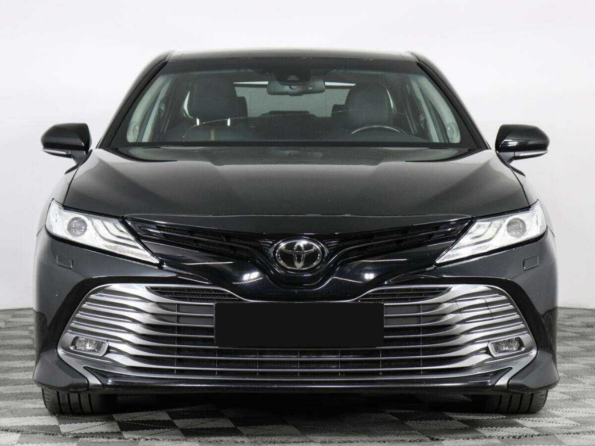 Купить Toyota Camry с пробегом. Фото: #1