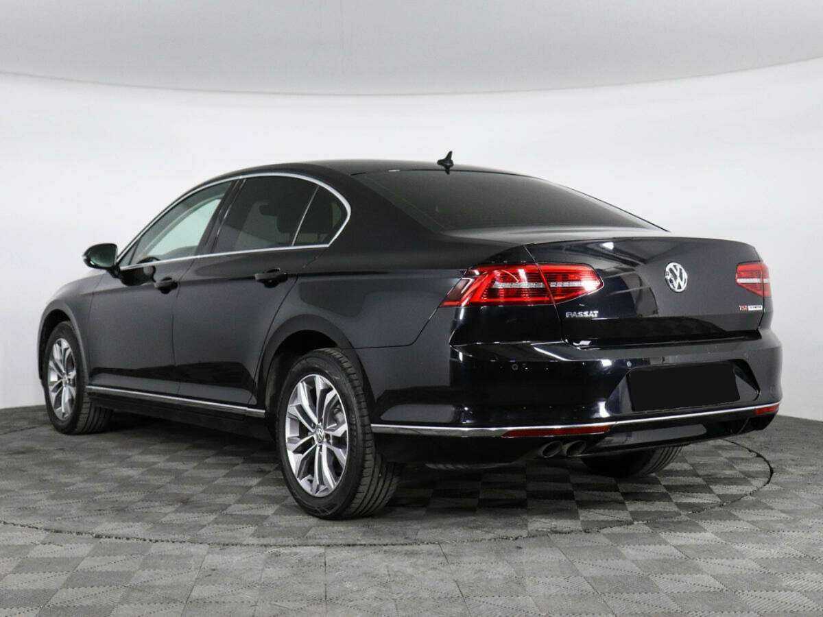 Купить Volkswagen Passat с пробегом. Фото: #5