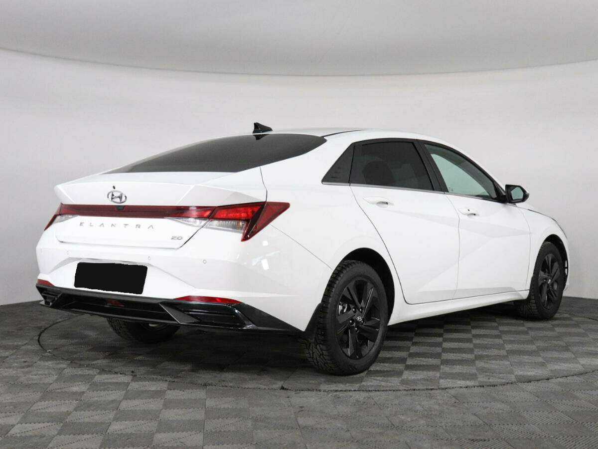 Купить Hyundai Elantra с пробегом. Фото: #4