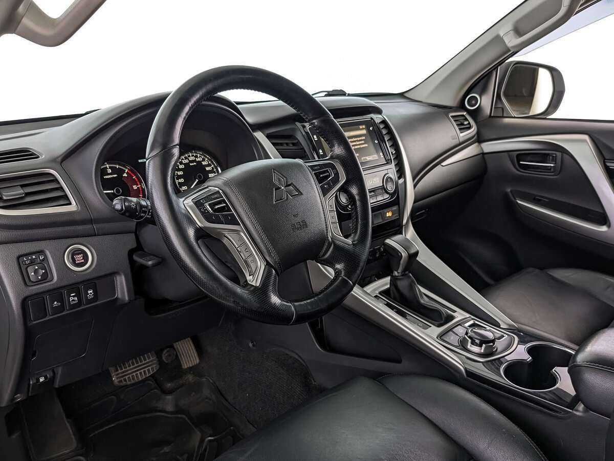 Купить Mitsubishi Pajero Sport с пробегом. Фото: #10