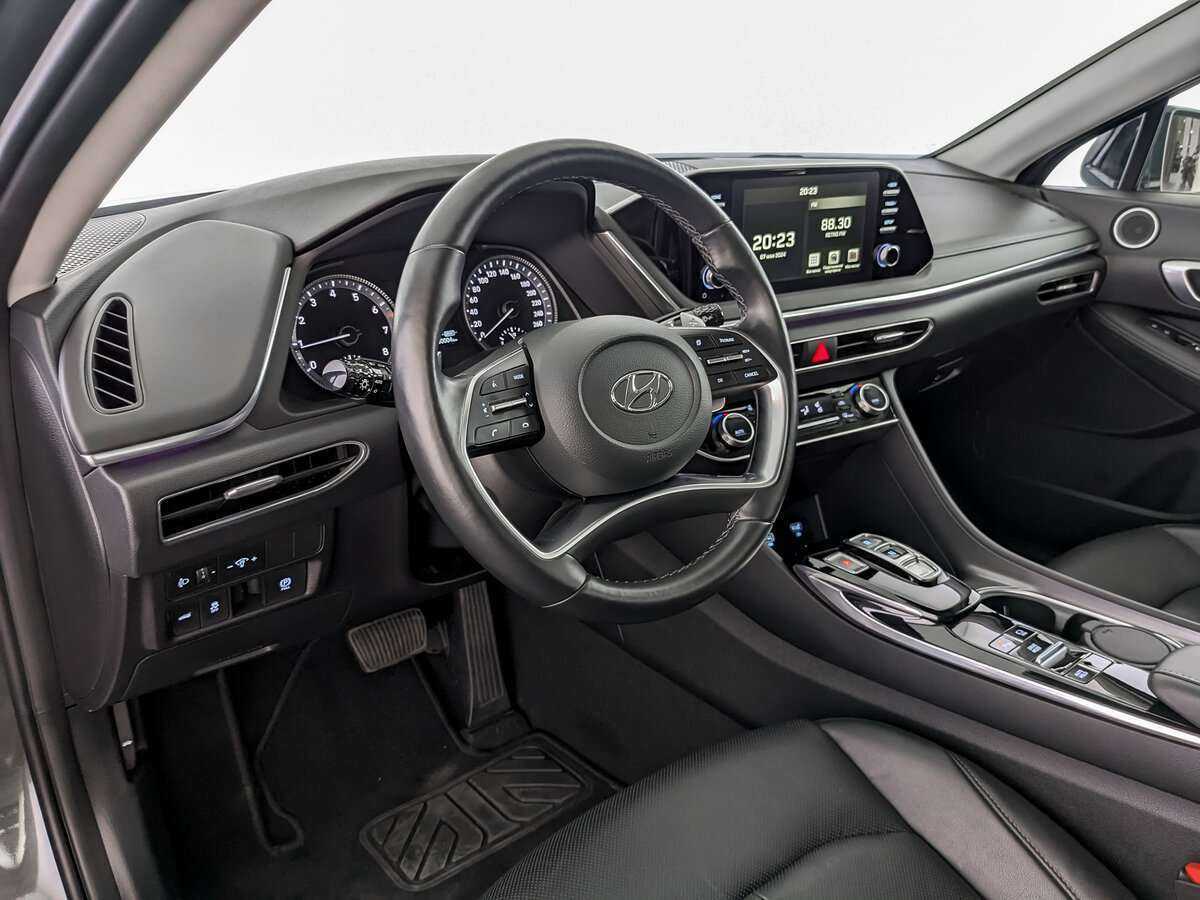 Купить Hyundai Sonata с пробегом. Фото: #13